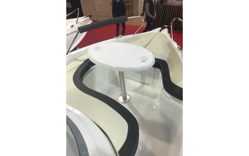 slider 10 B2 Marine Cap Ferret 572