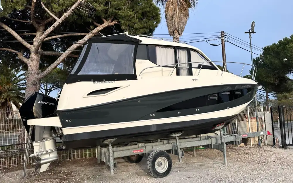 slider 19 Quicksilver Activ 905 Weekend