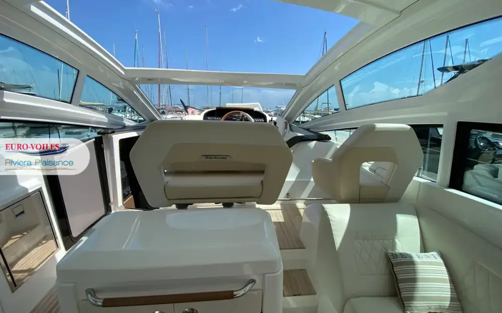 slider 5 Beneteau Gran Turismo 40