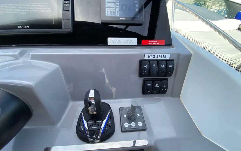 slider 14 Jeanneau Cap Camarat 7.5 WA