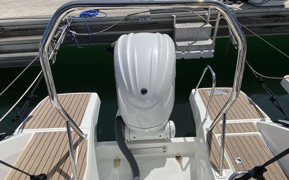 slider 6 Jeanneau Cap Camarat 7.5 WA