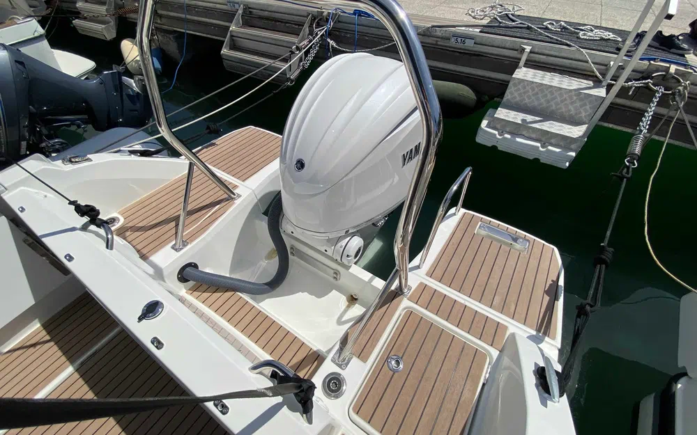 slider 7 Jeanneau Cap Camarat 7.5 WA