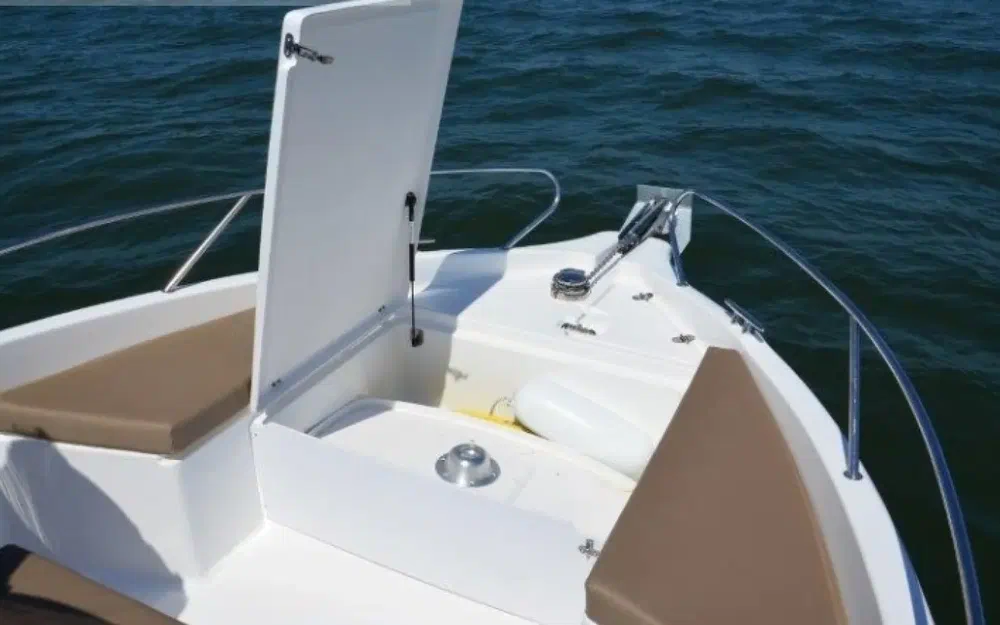 slider 7 B2 Marine Cap Ferret 702