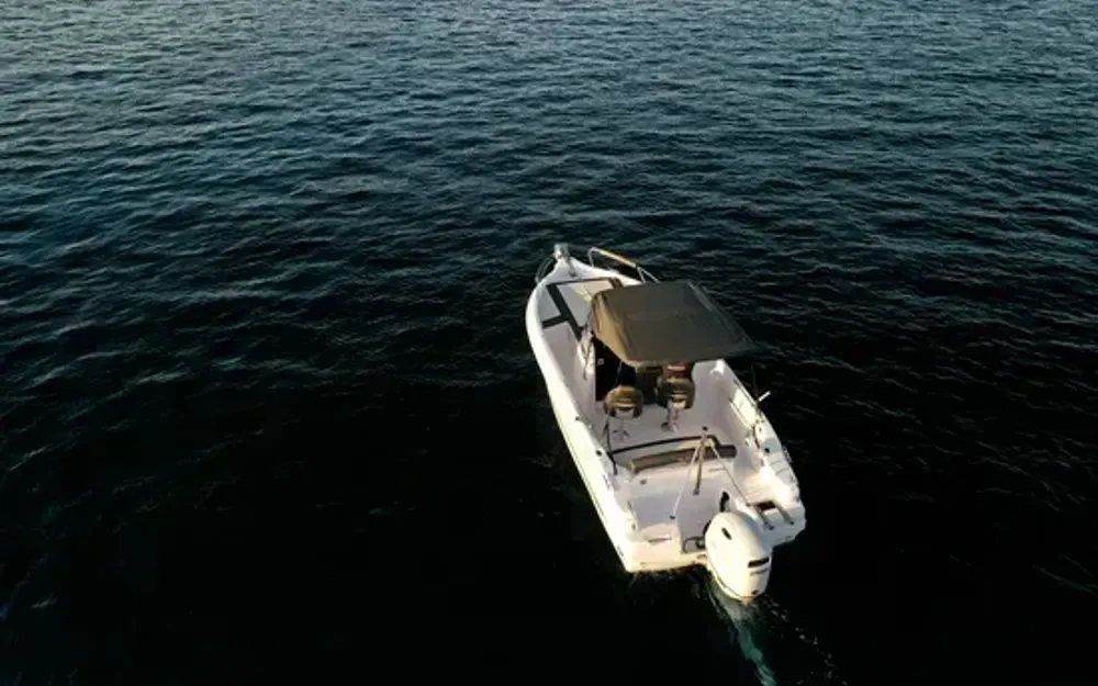 slider 4 B2 Marine Cap Ferret 702Open