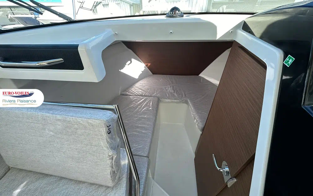 slider 9 Jeanneau Merry Fisher 695