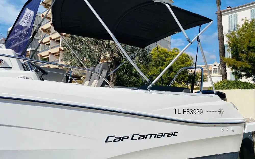 slider 12 Jeanneau Cap Camarat 7.5 CC