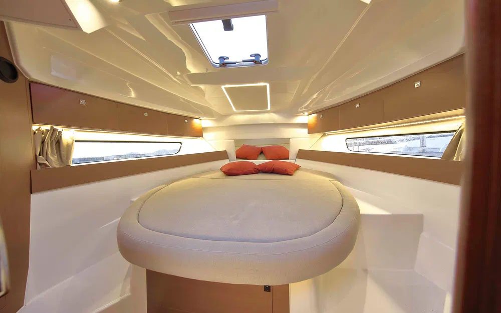 slider 10 Jeanneau Merry Fisher 895