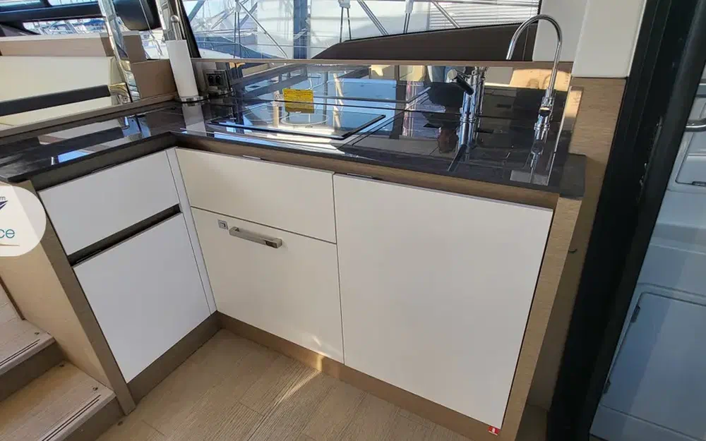slider 4 Prestige Yachts 460 S