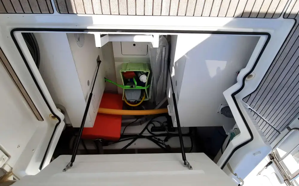 slider 19 Beneteau Flyer 10