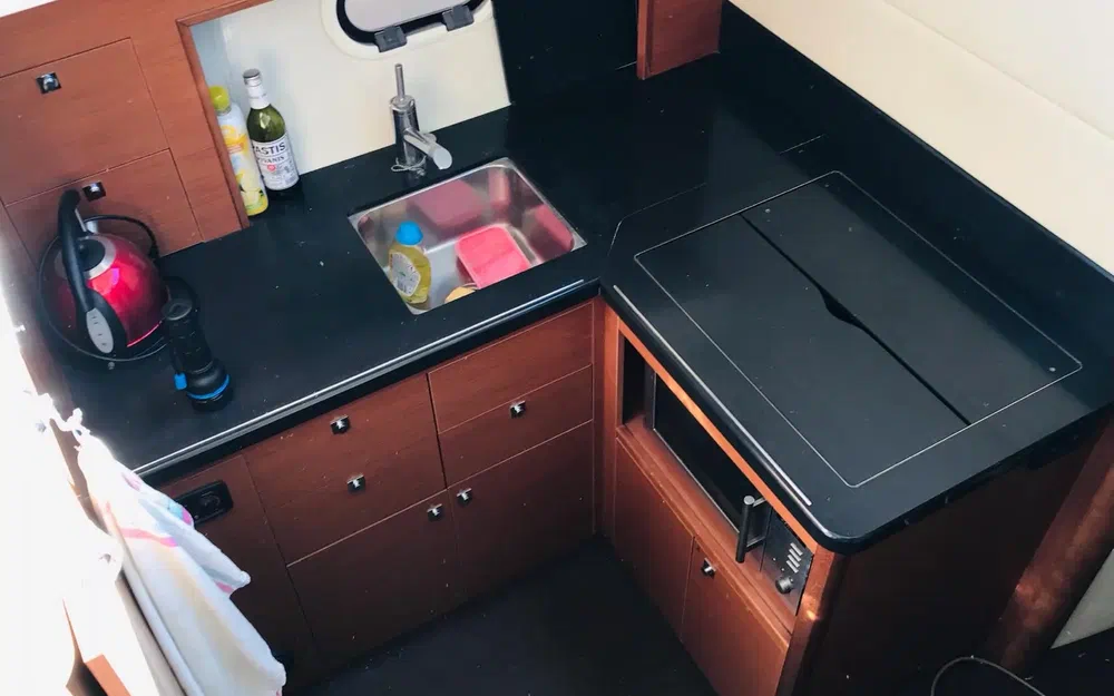 slider 9 Prestige Yachts 400 Fly