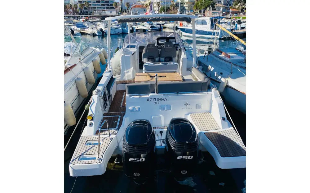slider 1 Jeanneau Cap Camarat 9.0 WA