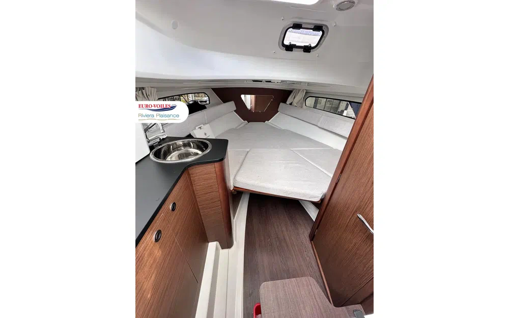 slider 13 Jeanneau Cap Camarat 7.5 WA