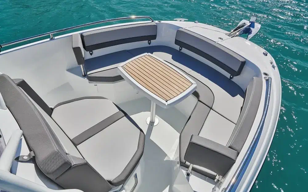 slider 10 Jeanneau Cap Camarat 7.5 CC