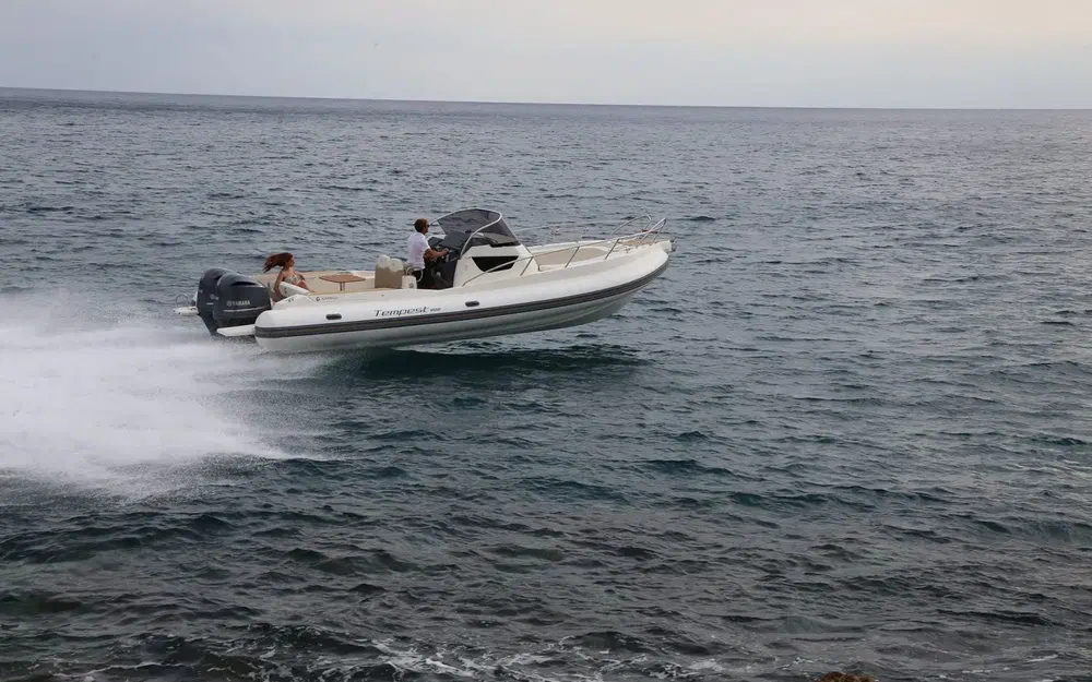 slider 11 Capelli Tempest 900