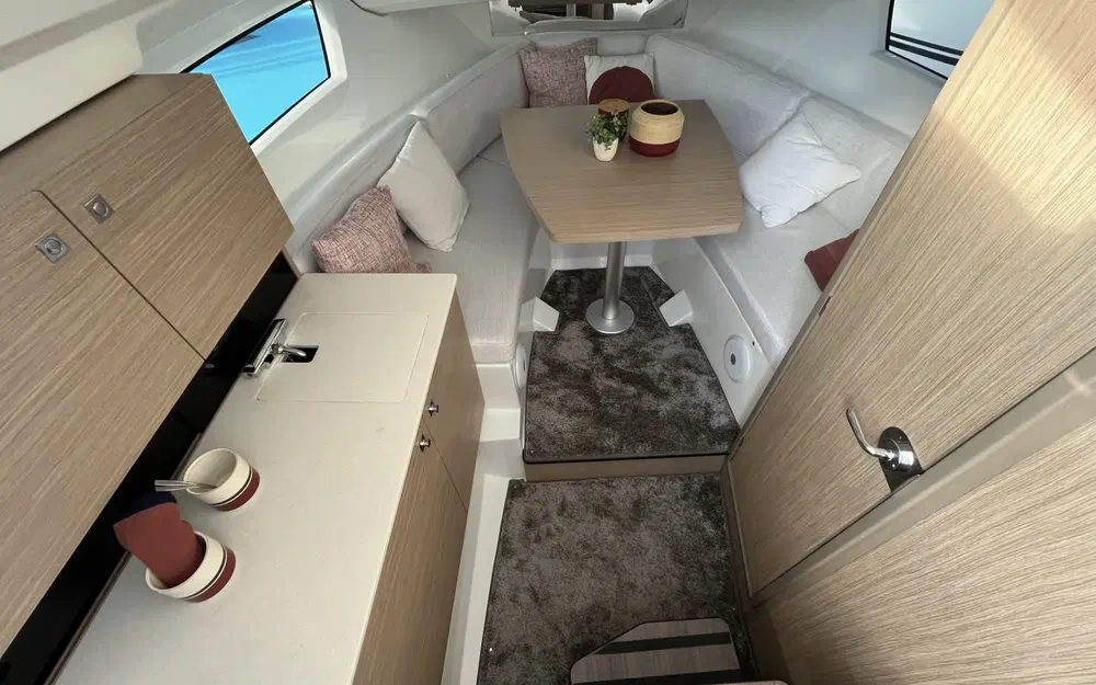 slider 2 Jeanneau Cap Camarat 9.0 WA