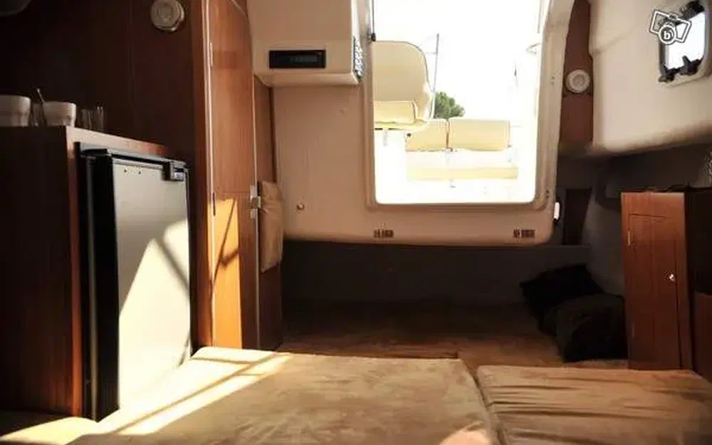 slider 4 B2 Marine Cap Ferret 752