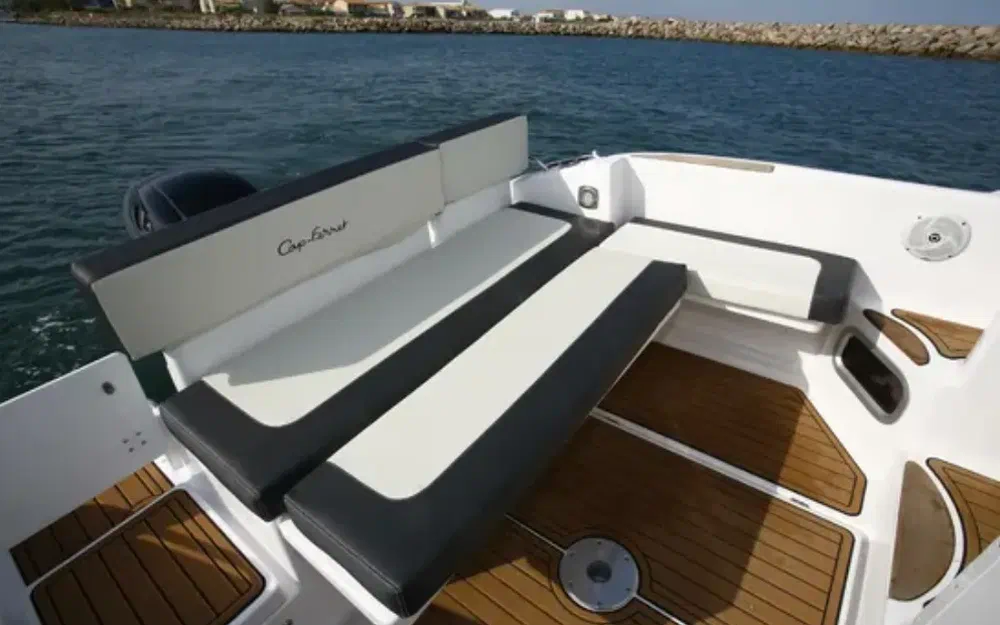 slider 2 B2 Marine Cap Ferret 752 Cruiser Premium