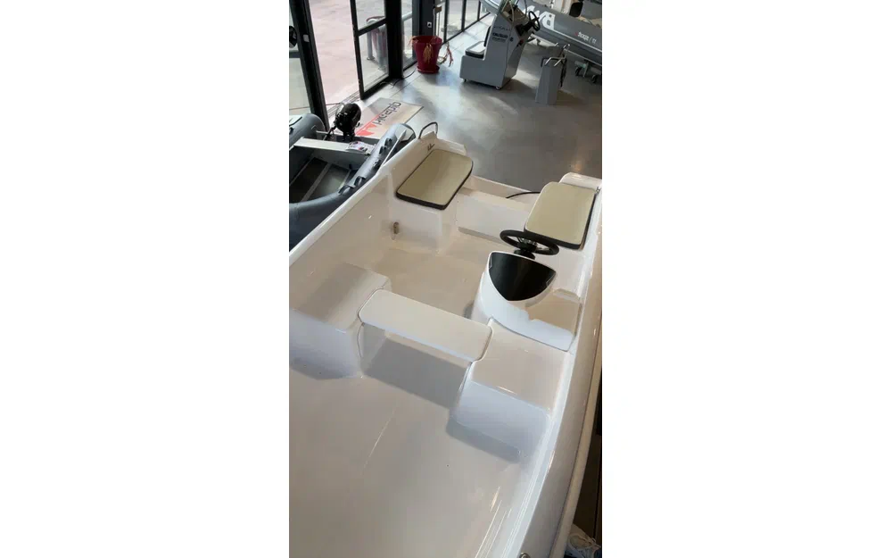 slider 5 B2 Marine Cap Ferret 472