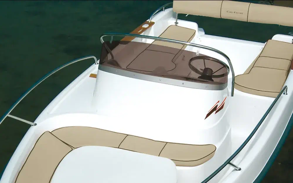 slider 6 B2 Marine Cap Ferret 472