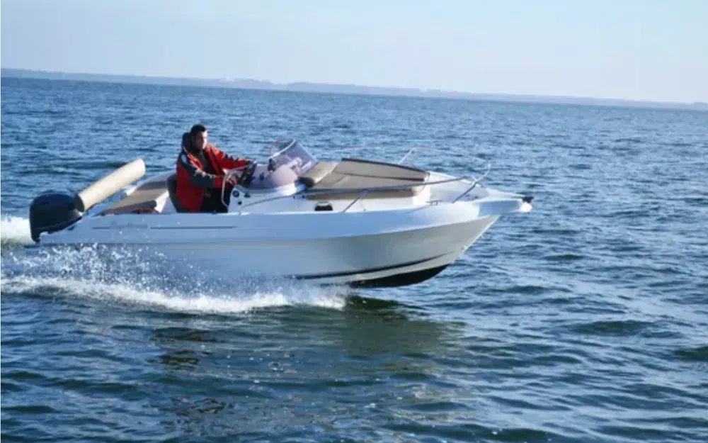 slider 0 B2 Marine Cap Ferret 572 Cruiser