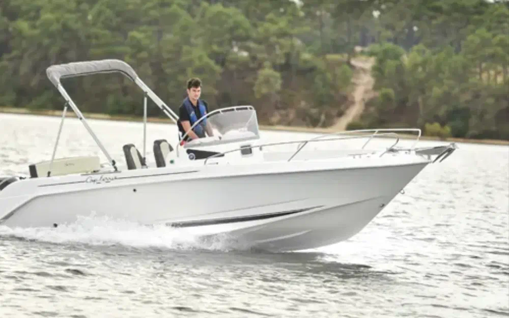 slider 4 B2 Marine Cap Ferret 652 Open