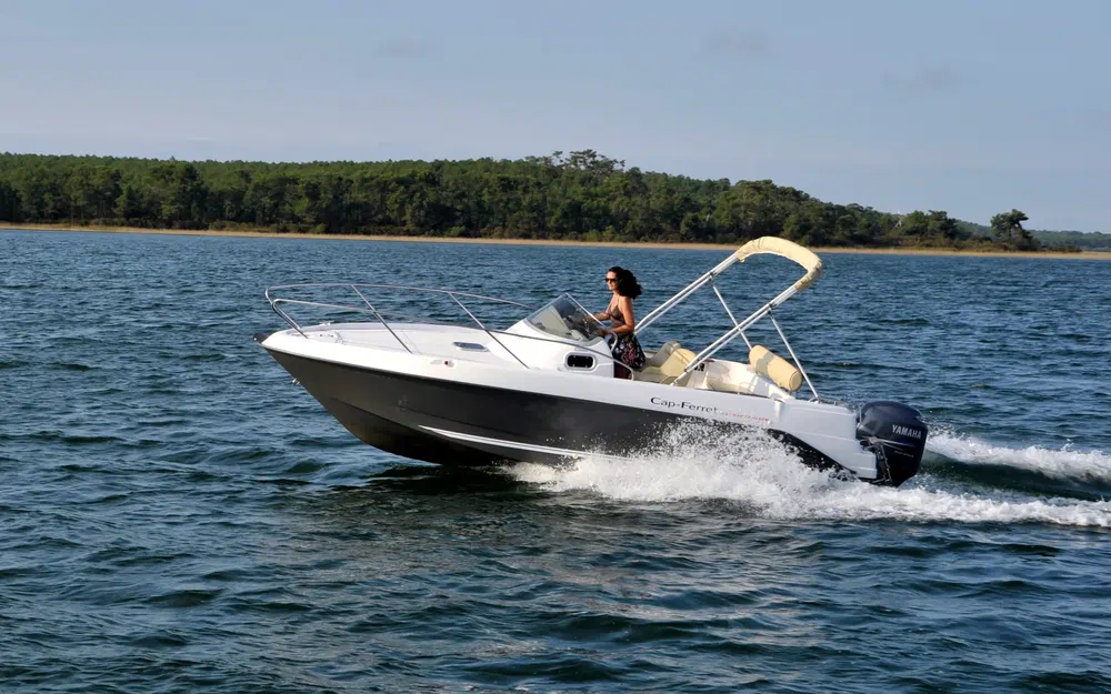 slider 2 B2 Marine Cap Ferret 702