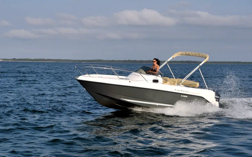 slider 3 B2 Marine Cap Ferret 702