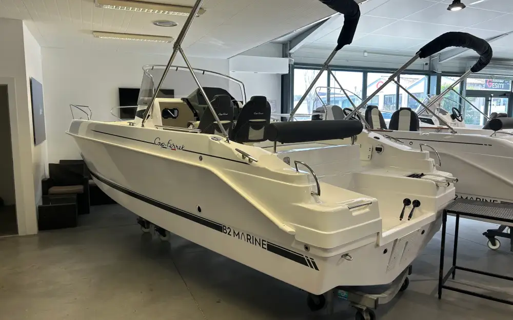 slider 0 B2 Marine Cap Ferret 702 Open