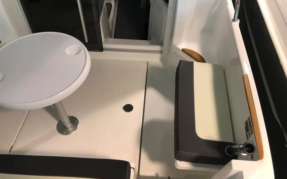 slider 2 B2 Marine Cap Ferret 722