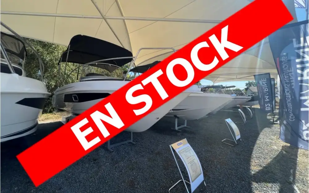 B2 MarineCap Ferret 702 Sun Deck