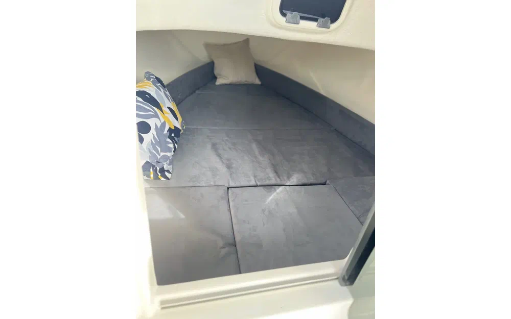 slider 5 B2 Marine Cap Ferret 702