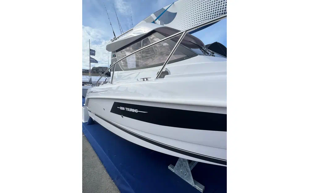 slider 2 B2 Marine Cap Ferret 228