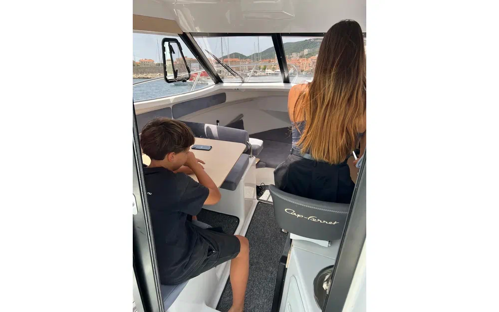 slider 21 B2 Marine Cap Ferret 228