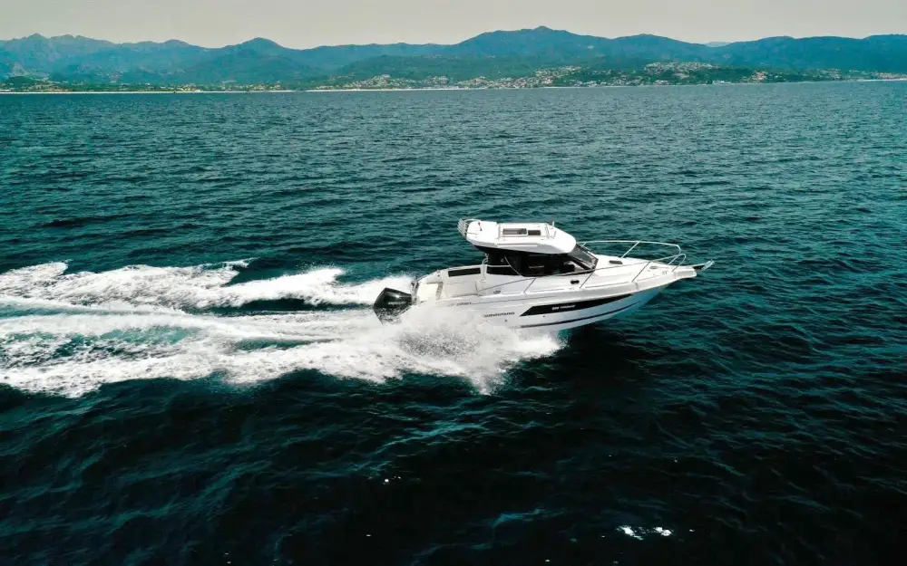 slider 7 B2 Marine Cap Ferret 228 Touring