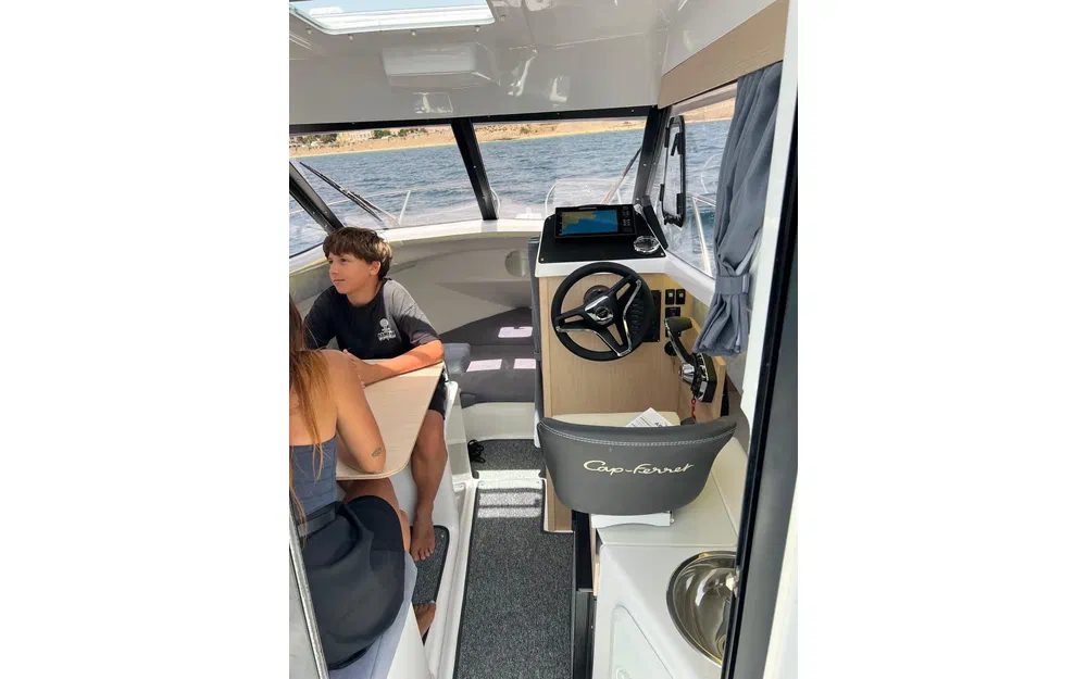 slider 23 B2 Marine Cap Ferret 228