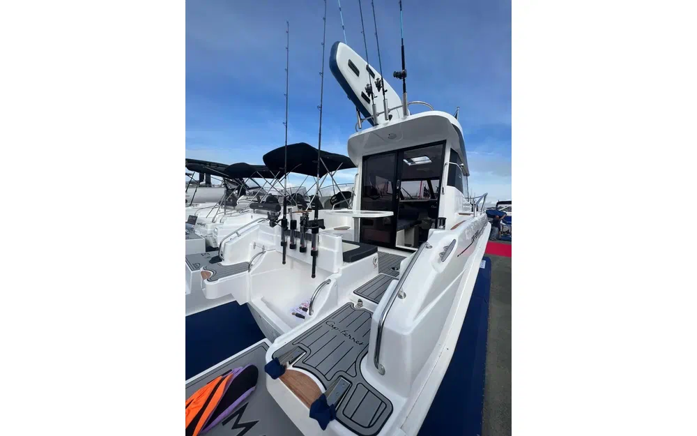 slider 9 B2 Marine Cap Ferret 228