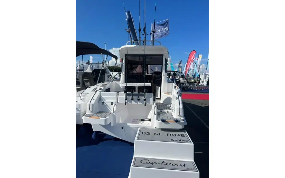 slider 10 B2 Marine Cap Ferret 228