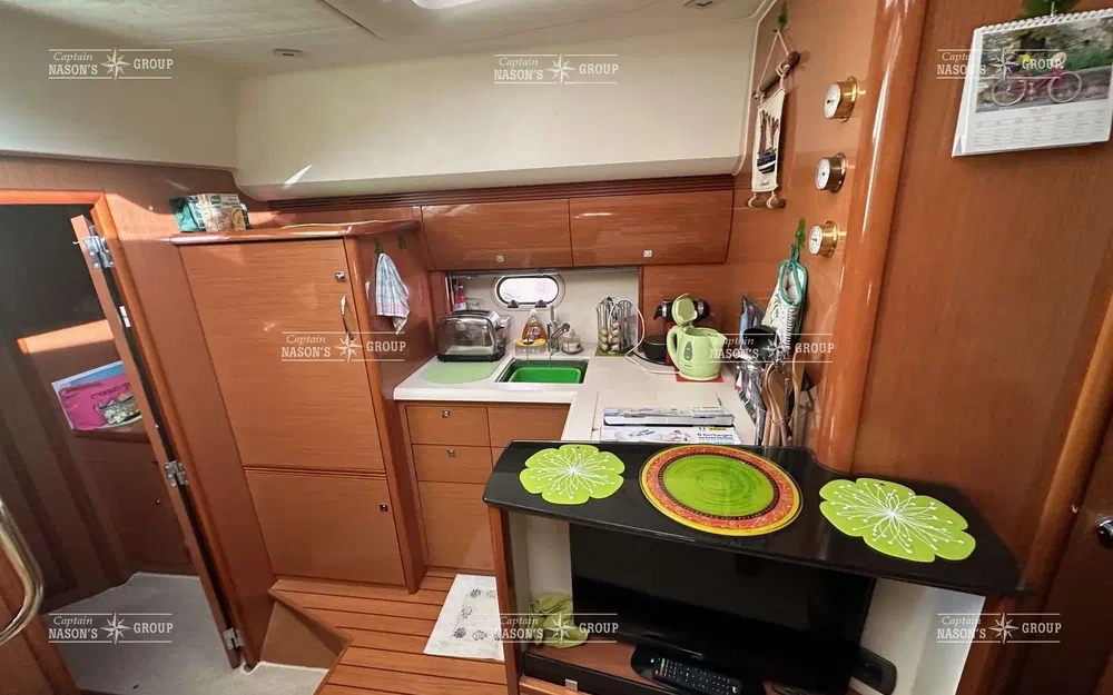 slider 13 Jeanneau Prestige 42