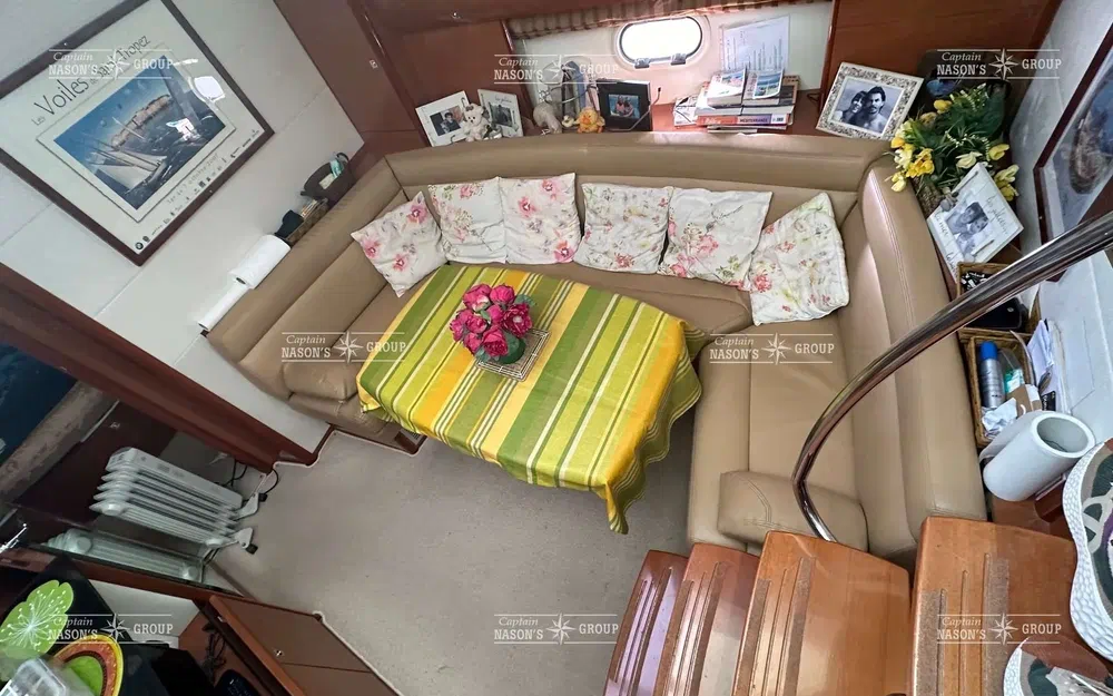 slider 15 Jeanneau Prestige 42