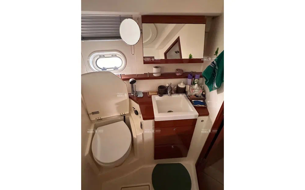 slider 18 Jeanneau Prestige 42