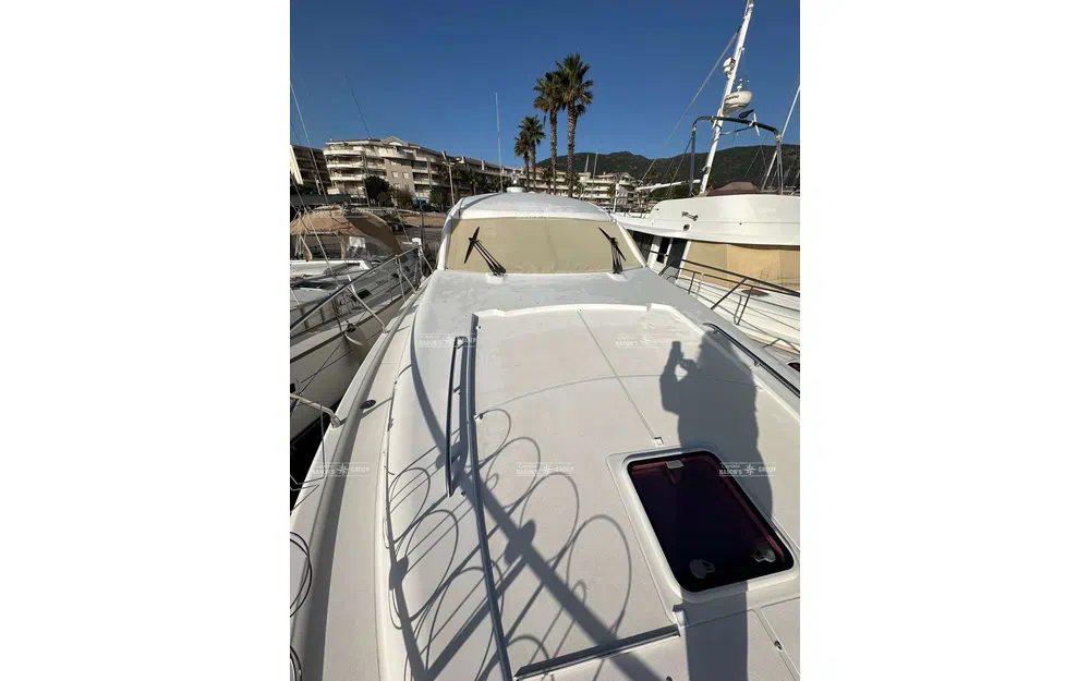 slider 21 Jeanneau Prestige 42