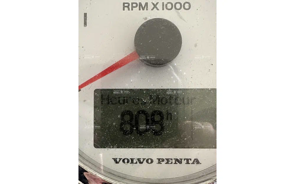 slider 23 Jeanneau Prestige 42