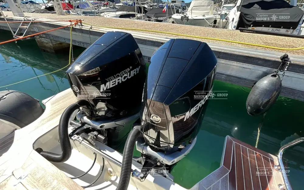 slider 8 Joker Boat Clubman 30