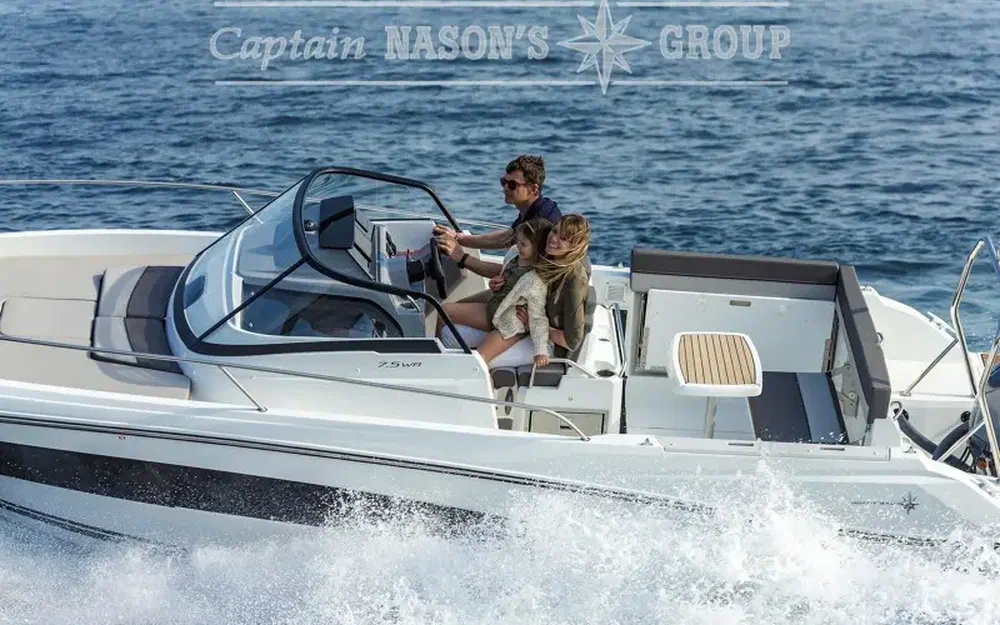 slider 5 Jeanneau Cap Camarat 7.5 WA