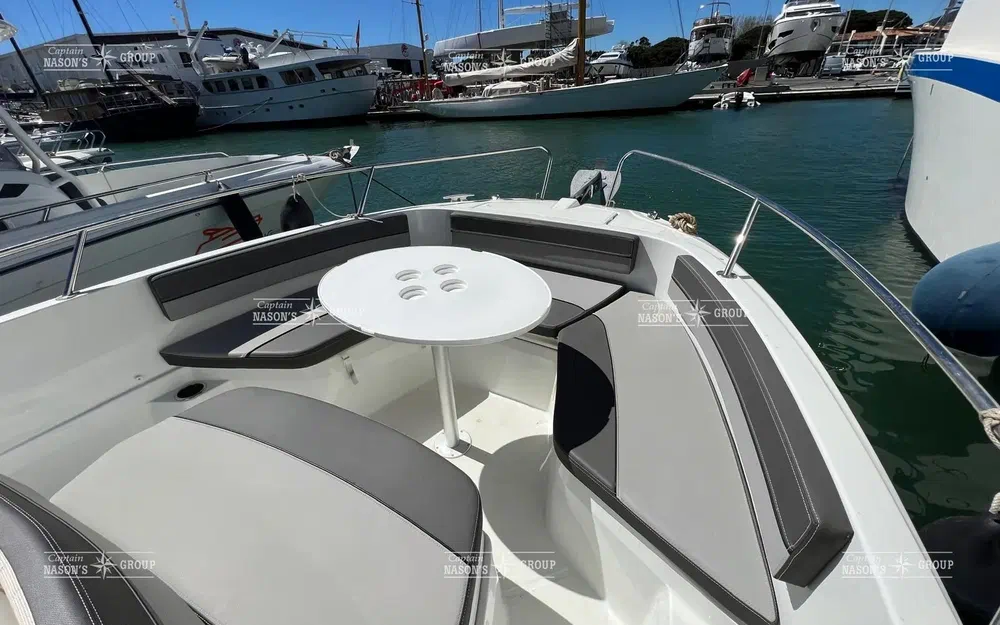 slider 2 Jeanneau Cap Camarat 6.5 CC