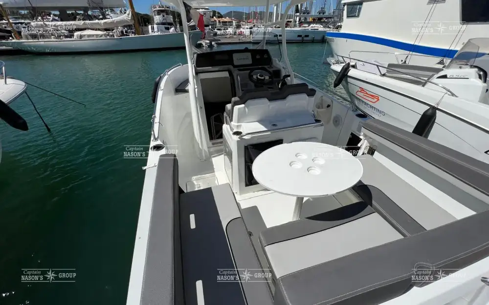 slider 1 Jeanneau Cap Camarat 7.5 CC Serie 3