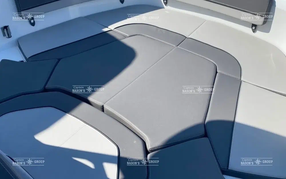 slider 4 Jeanneau Cap Camarat 7.5 CC