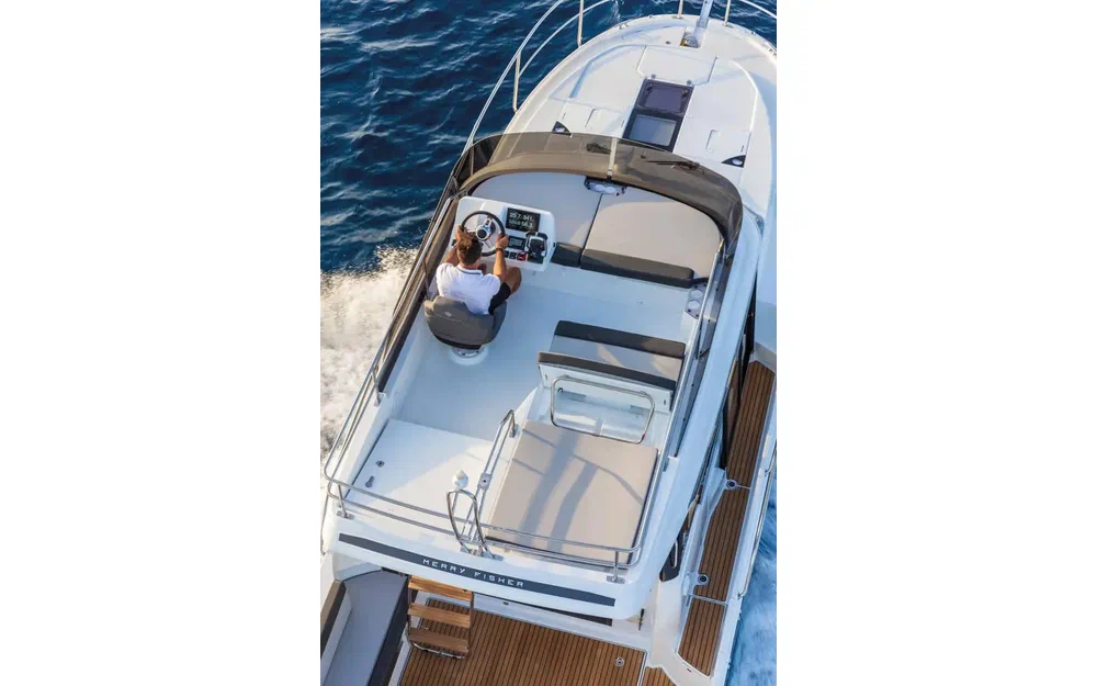 slider 1 Jeanneau Merry Fisher 1095