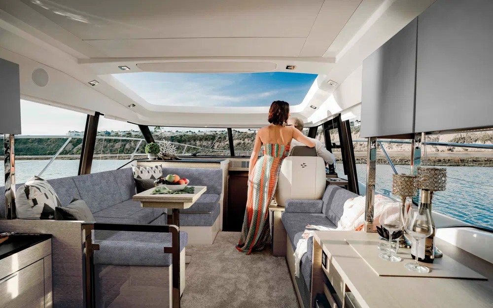 slider 10 Jeanneau Prestige 420 Fly