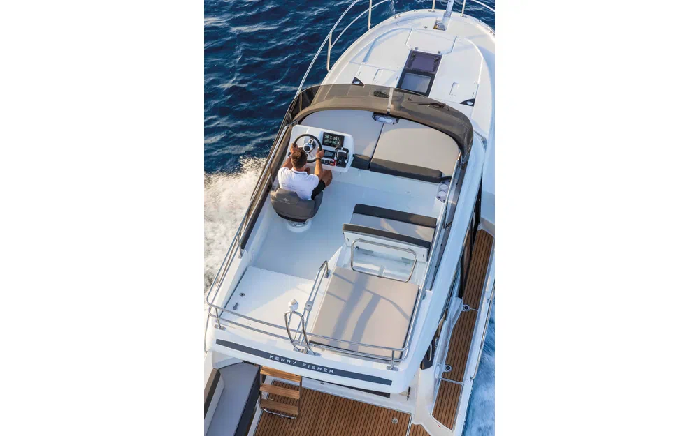 slider 2 Jeanneau Merry Fisher 1095